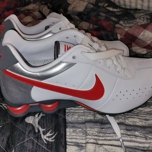 Women's Nike shox classic size 9.5